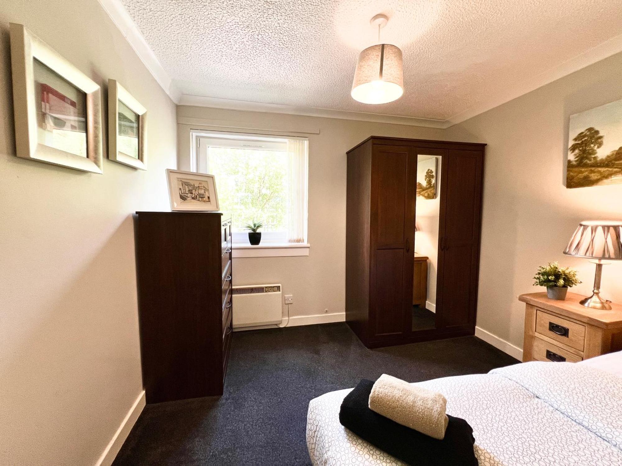 Spacious 2 Bed-Flat In Glasgow City - Free Parking Екстер'єр фото